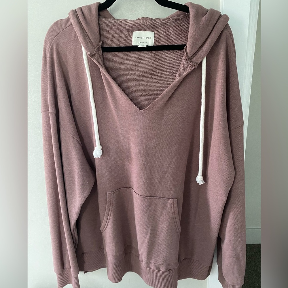 Women’s American Eagle V Neck Sweater